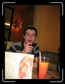 IMG_0125 * 480 x 640 * (32KB)