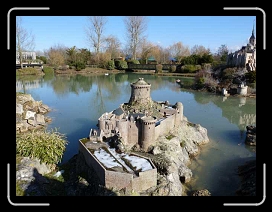 P1000806 * 640 x 480 * (70KB)