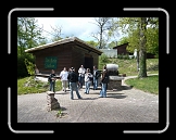 02 * 800 x 600 * (288KB)