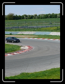 P1020094 * 2736 x 3648 * (2.74MB)